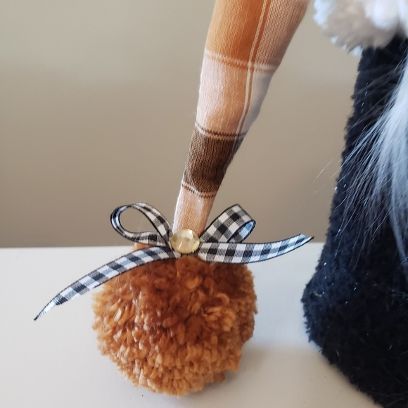 Bee decor farmhouse gnome - Picture 3 of 7